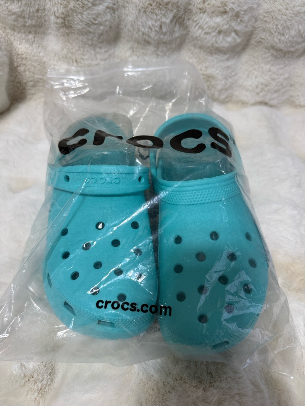 CROCS Classic Slip-On Clogs in Turquoise